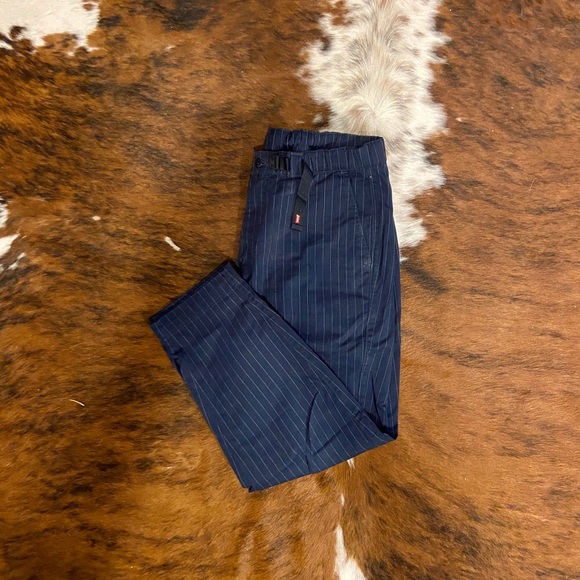 Levi’s Taper Fit Pull On Trousers - Picture 1 of 4